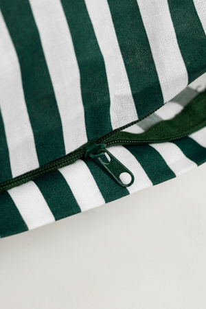 eb0063b9-da33-48b7-bda5-8a9b3e8b5b98